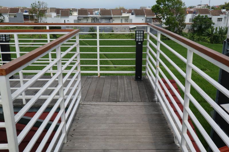 Aluminum Railing Repair